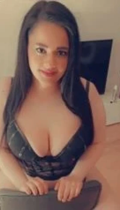 Laura_Sexy