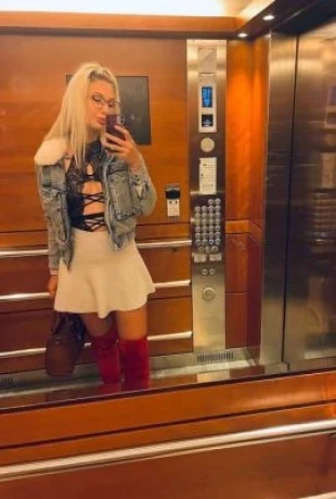 Larisa