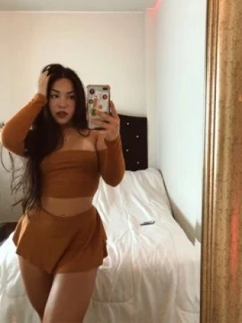 Naima14
