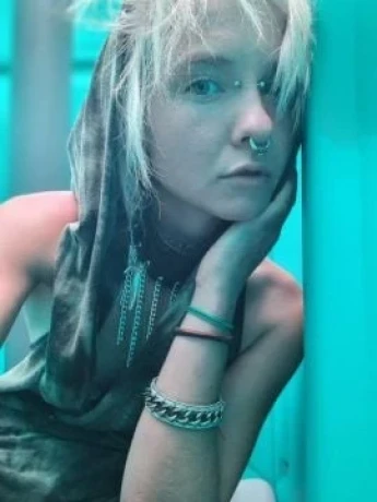 Alien Priestess