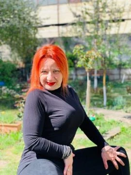 Rox red hair