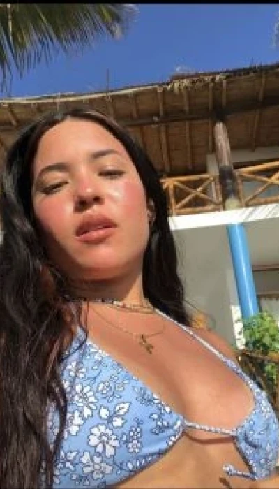 Naima14