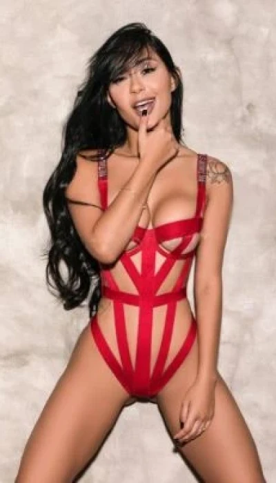 Mia