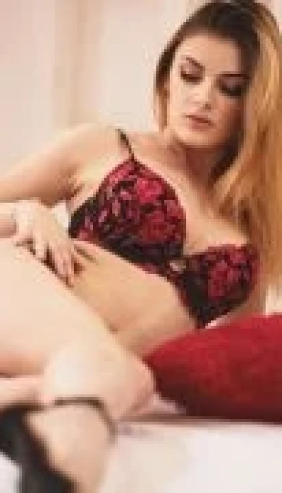 Elly