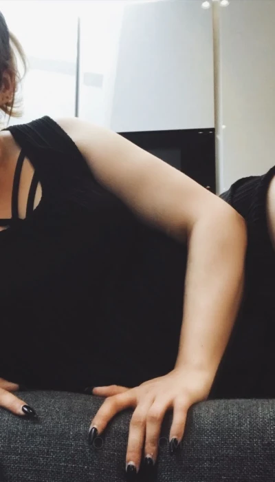 Mistress_Komakino