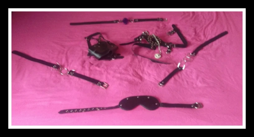 BDSM_and/or_GFE_4U