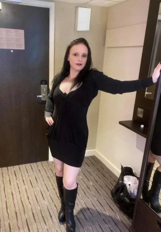 Brum Party girl
