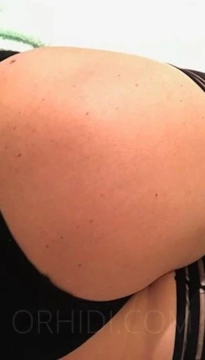 Poshenglishpussy