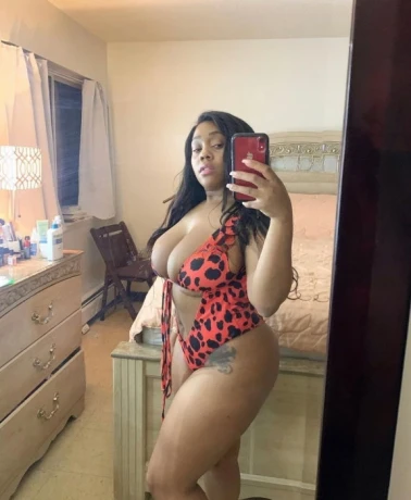 Saucedo Junita