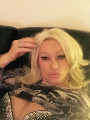 Kelsey milf xxx