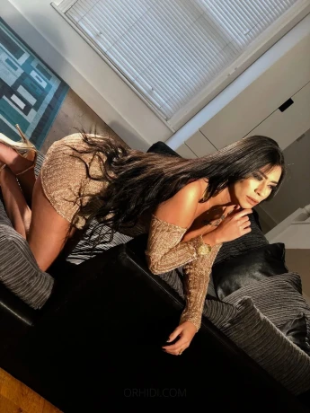 vanessa_brunette25
