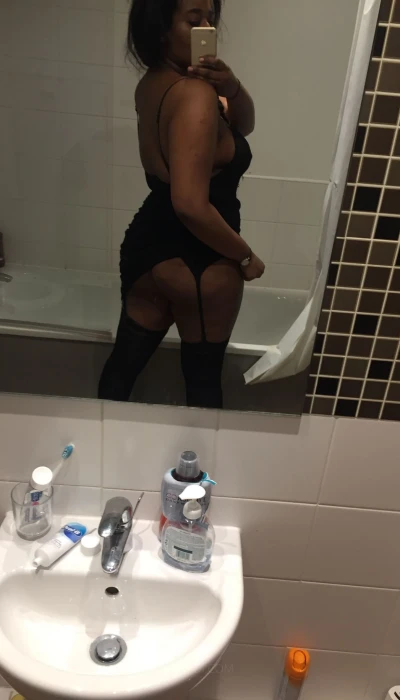AlexaFoXx