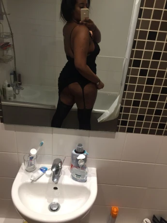 AlexaFoXx