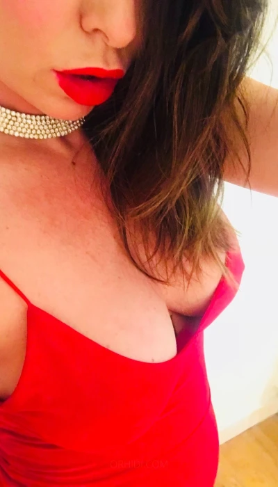 Poshenglishpussy