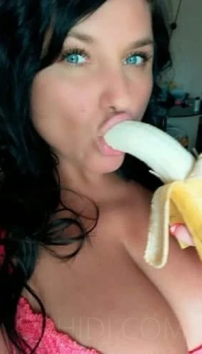 Arianahot_n1