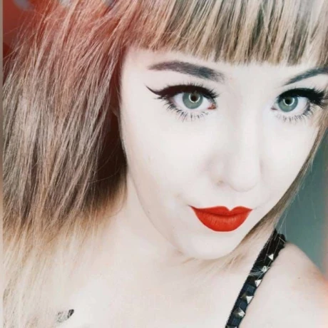 Mistress_Komakino