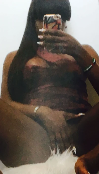 BLACK BRITISH SLUT