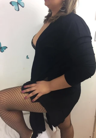 SEXYBUSTYGIRL
