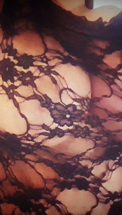 Miss Jessica Banks