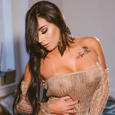 vanessa_brunette25